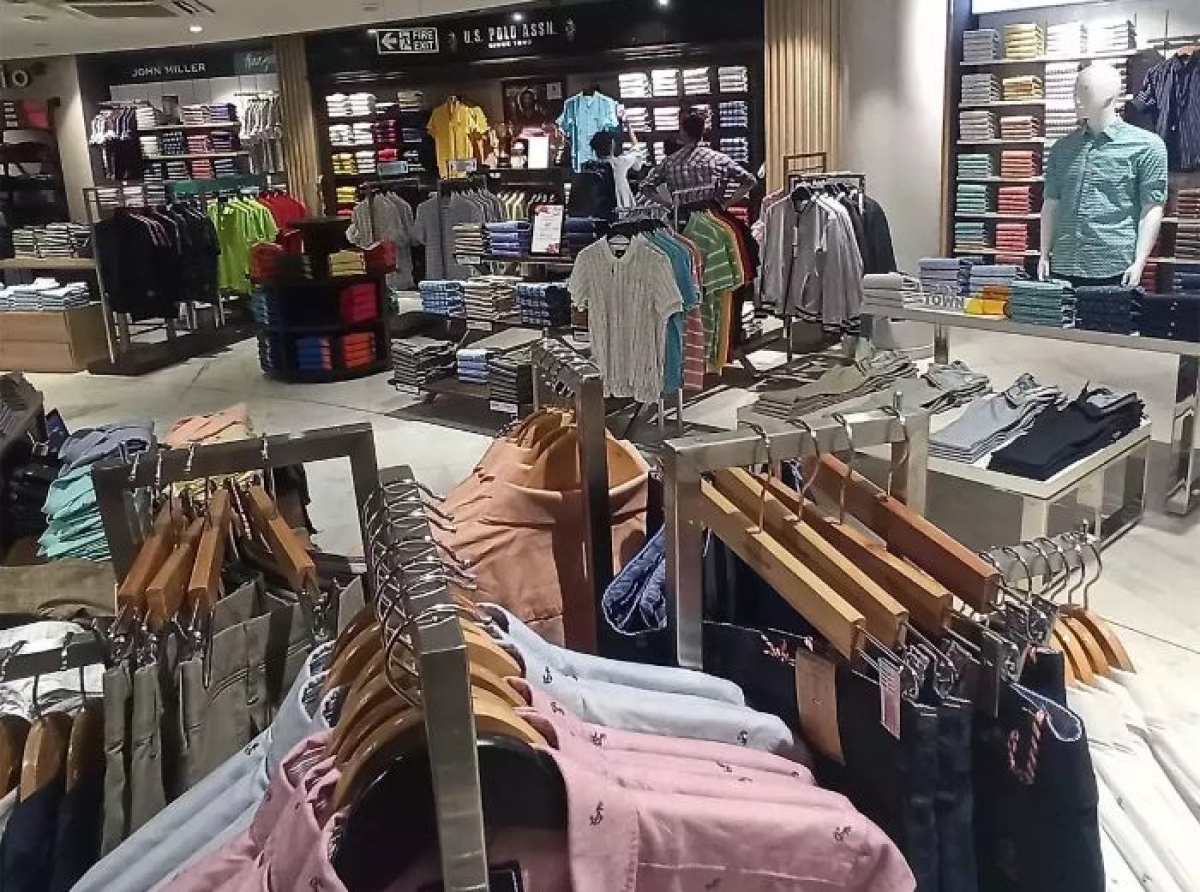 ApparelRetailer